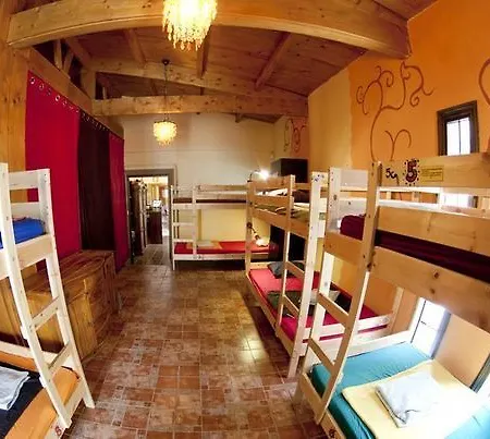 אכסניה Amigos Nest La Mareta