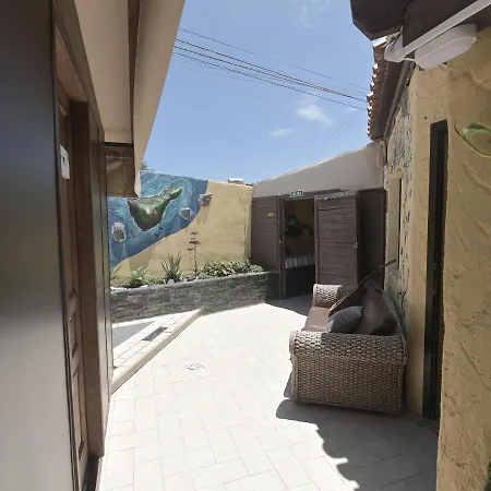 旅馆 Amigos Nest La Mareta