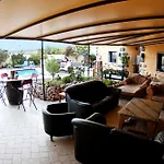 Amigos Nest Hostel La Mareta