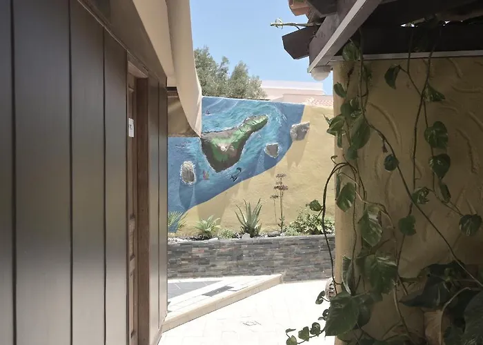 Amigos Nest Hostel *