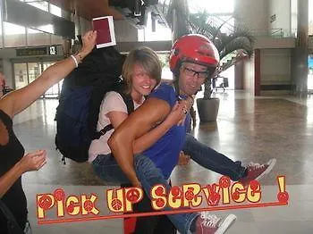 Hostel Amigos Nest *